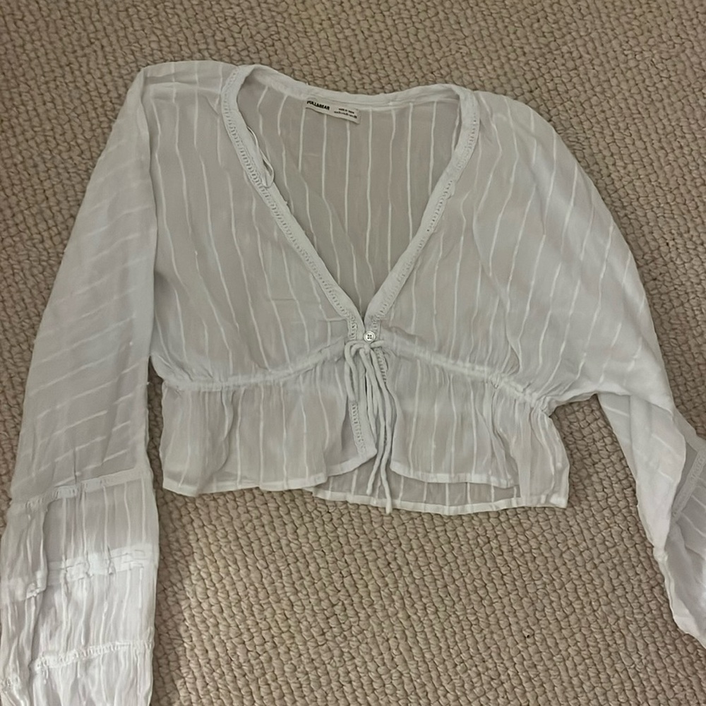 pull&bear white top